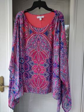 Boutique *Bright Pink & Blue Paisley Tunic Top